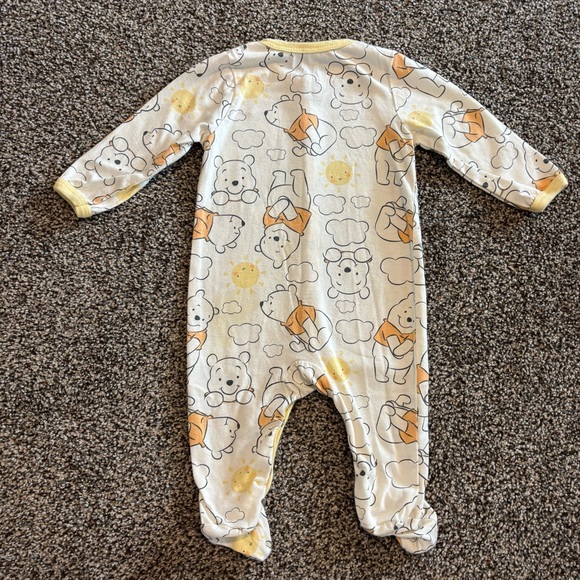 6-9mo Disney Baby Winnie the Pooh One-Piece Footies Sleepers Set Lot of 2 Yellow - Picture 4 of 8